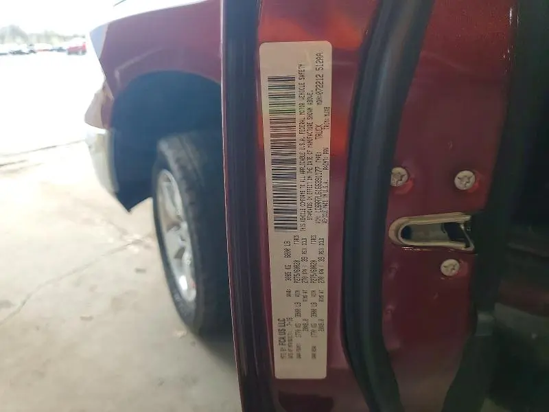 2016 RAM 1500 SLT  