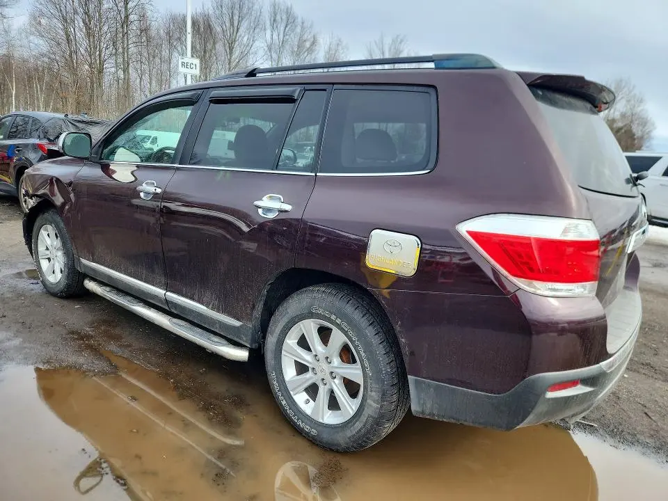 2013 TOYOTA HIGHLANDER BASE  