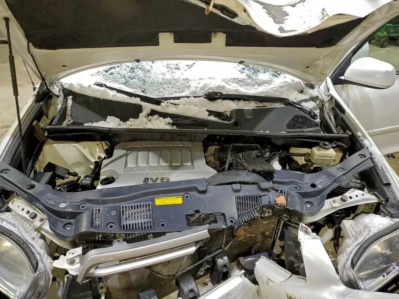 2010 TOYOTA HIGHLANDER   