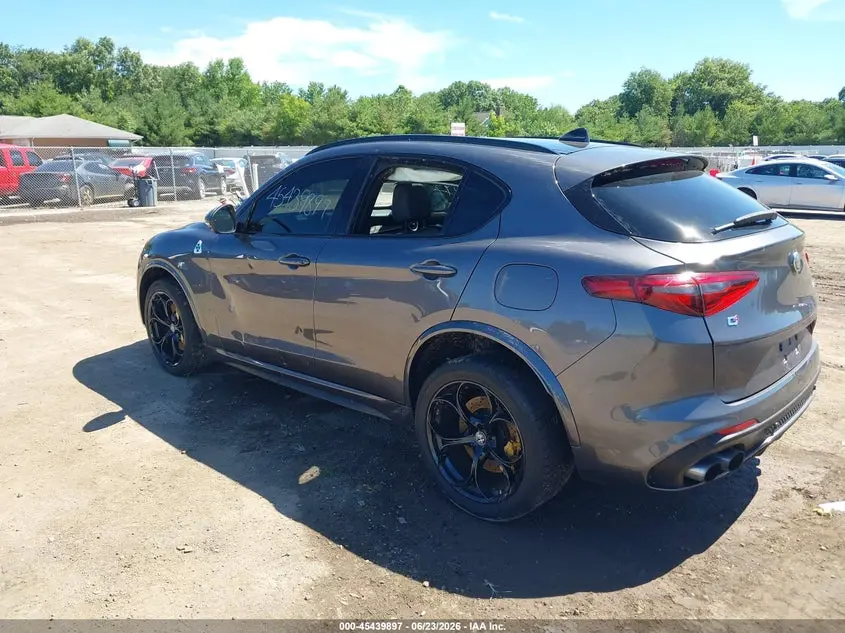 2018 ALFA ROMEO STELVIO QUADRIFOGLIO AWD