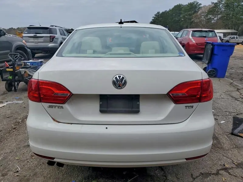 2013 VOLKSWAGEN JETTA TDI  