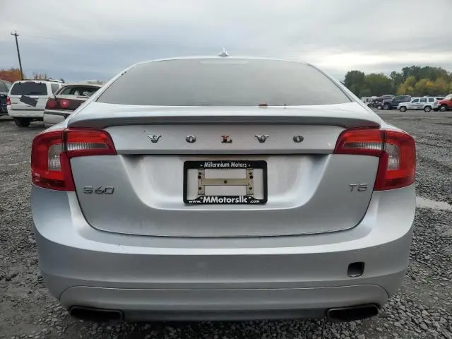 2014 VOLVO S60 T5  