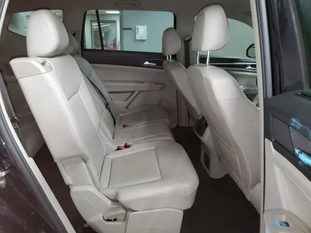 2018 VOLKSWAGEN ATLAS SE  