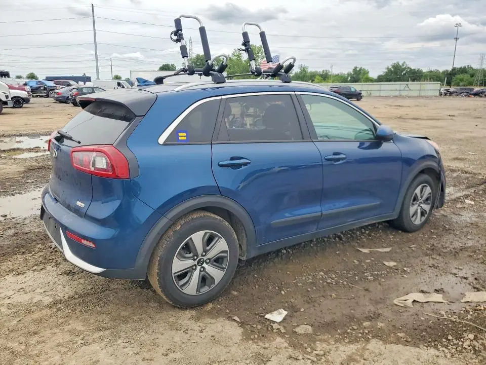 2018 KIA NIRO LX  