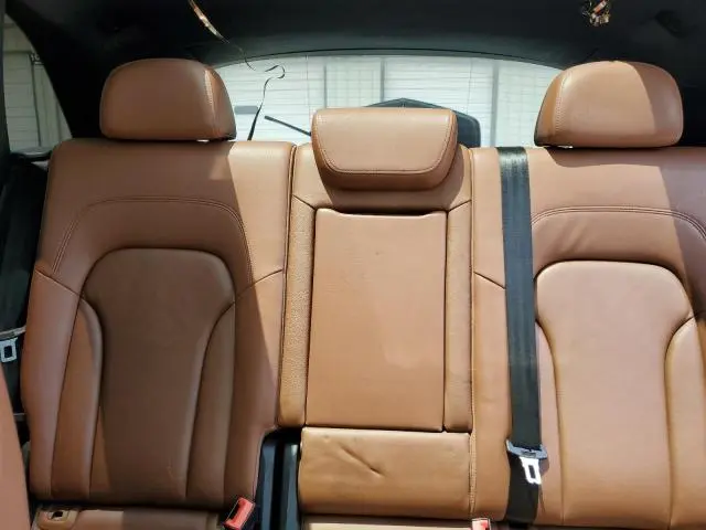 2011 AUDI Q5 PREMIUM  