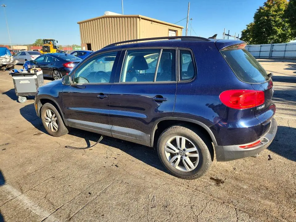 2015 VOLKSWAGEN TIGUAN S  
