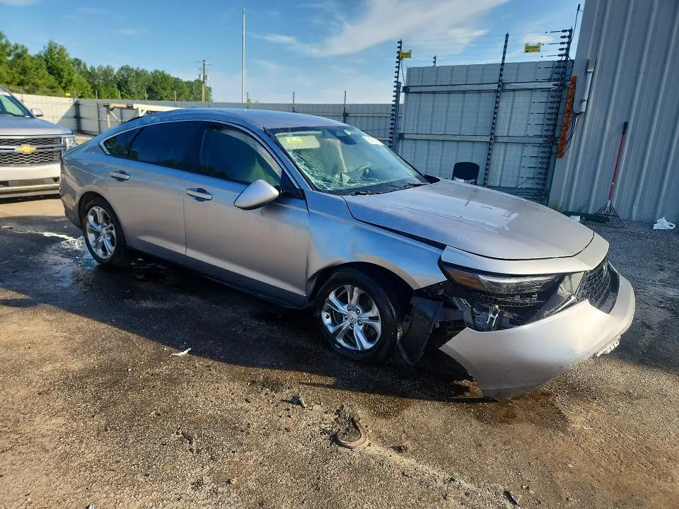 2023 HONDA ACCORD LX  