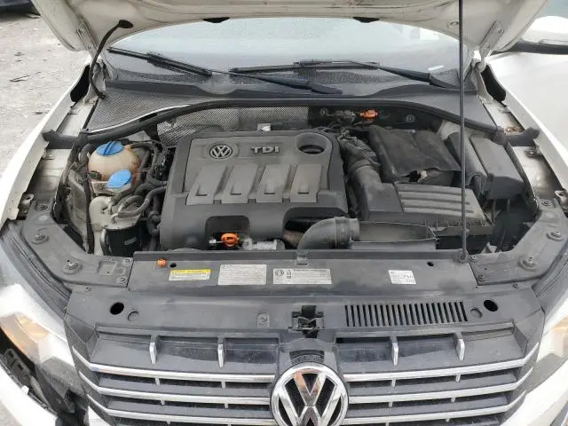 2013 VOLKSWAGEN PASSAT SEL  