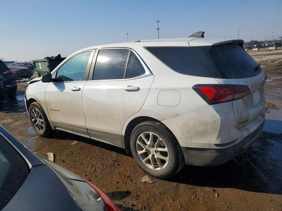 2022 CHEVROLET EQUINOX LT  