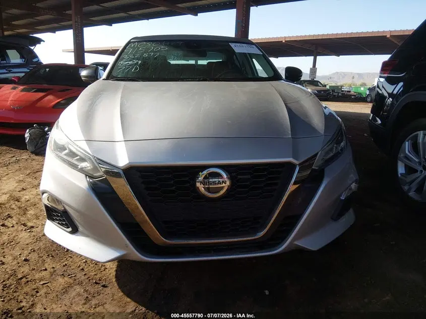 2022 NISSAN ALTIMA SR FWD