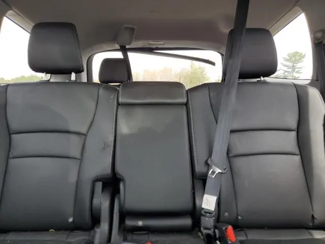 2022 HONDA PILOT SE  