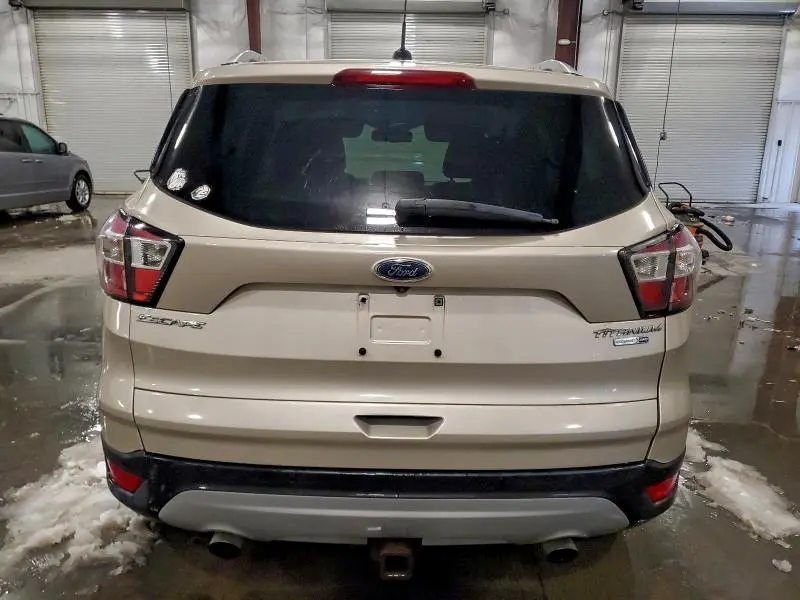 2017 FORD ESCAPE TITANIUM  