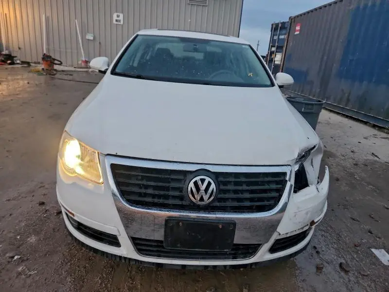 2010 VOLKSWAGEN PASSAT KOMFORT  