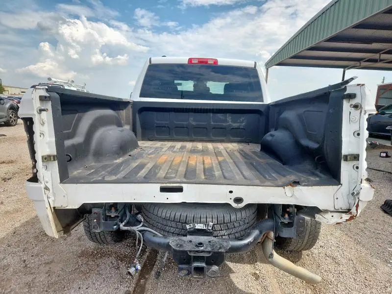 2016 RAM 1500 ST