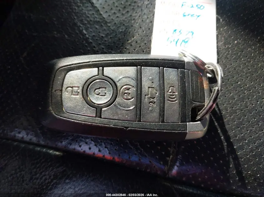 2017 FORD F-250 LARIAT