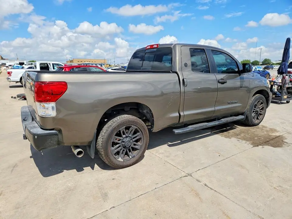 2013 TOYOTA TUNDRA DOUBLE CAB SR5  