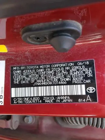 2019 TOYOTA C-HR XLE  
