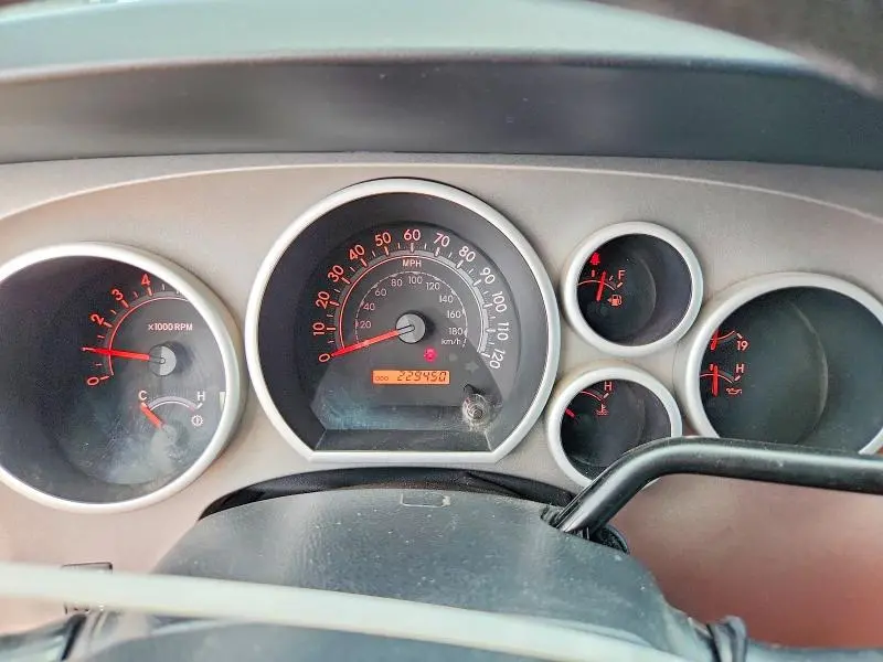 2013 TOYOTA TUNDRA CREWMAX SR5  