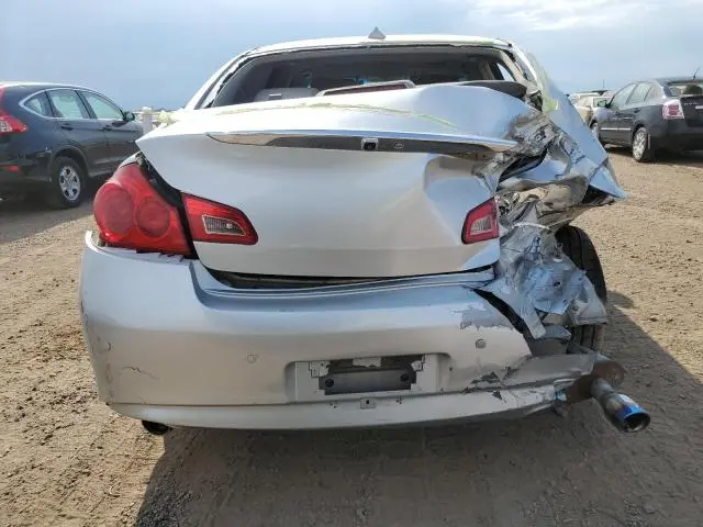 2011 INFINITI G37   