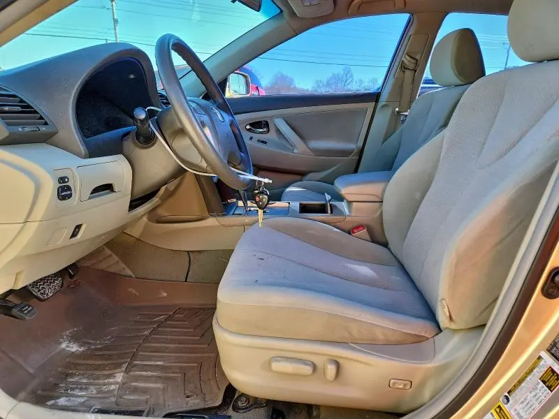 2010 TOYOTA CAMRY BASE  