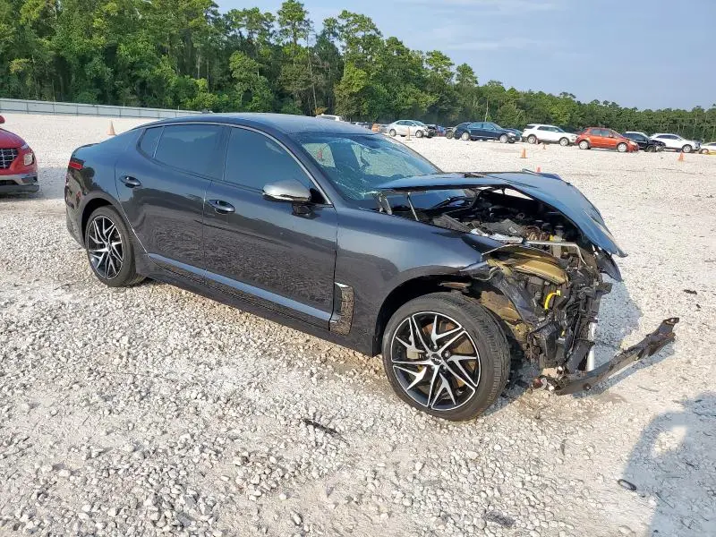 2022 KIA STINGER GT LINE  
