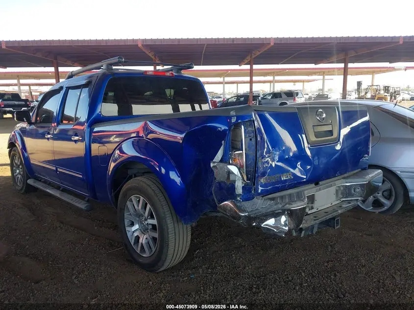 2012 NISSAN FRONTIER SL