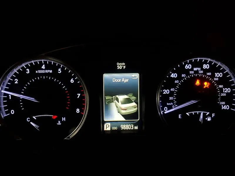 2017 TOYOTA CAMRY XLE  