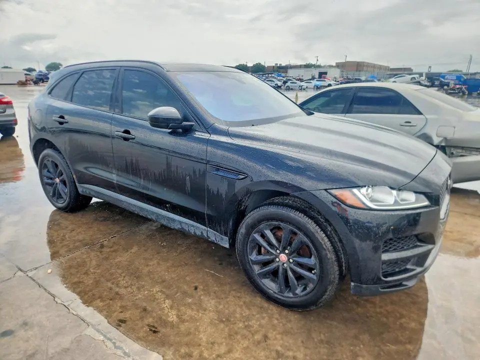 2019 JAGUAR F-PACE PREMIUM  