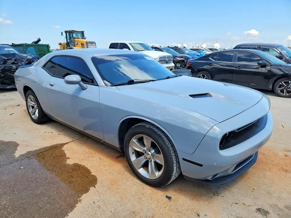 2021 DODGE CHALLENGER SXT  
