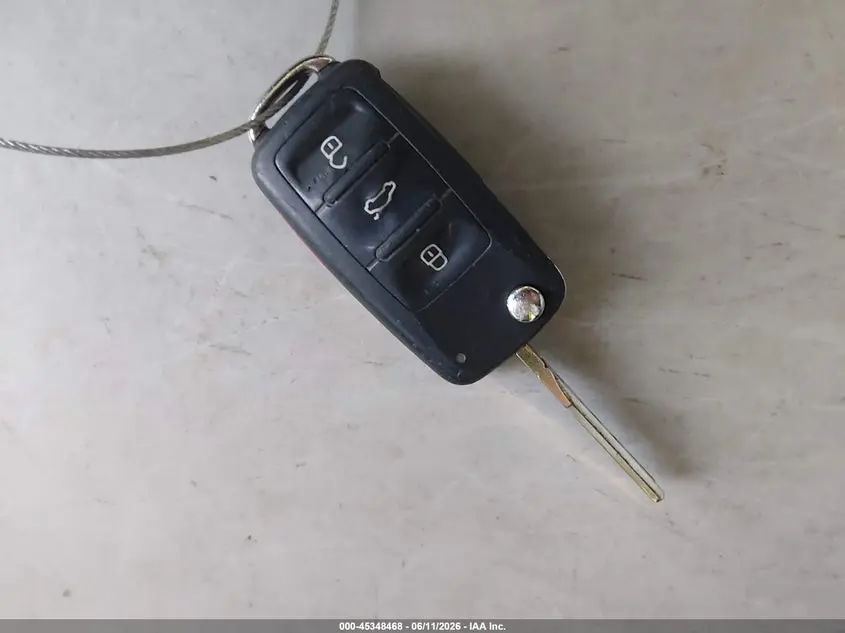 2014 VOLKSWAGEN PASSAT 1.8T SPORT