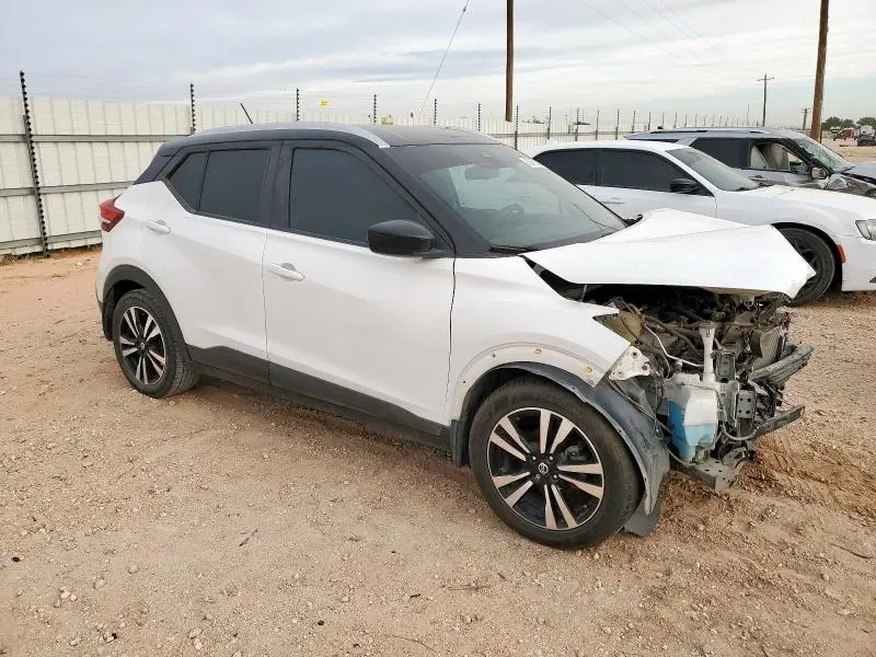 2020 NISSAN KICKS SV  