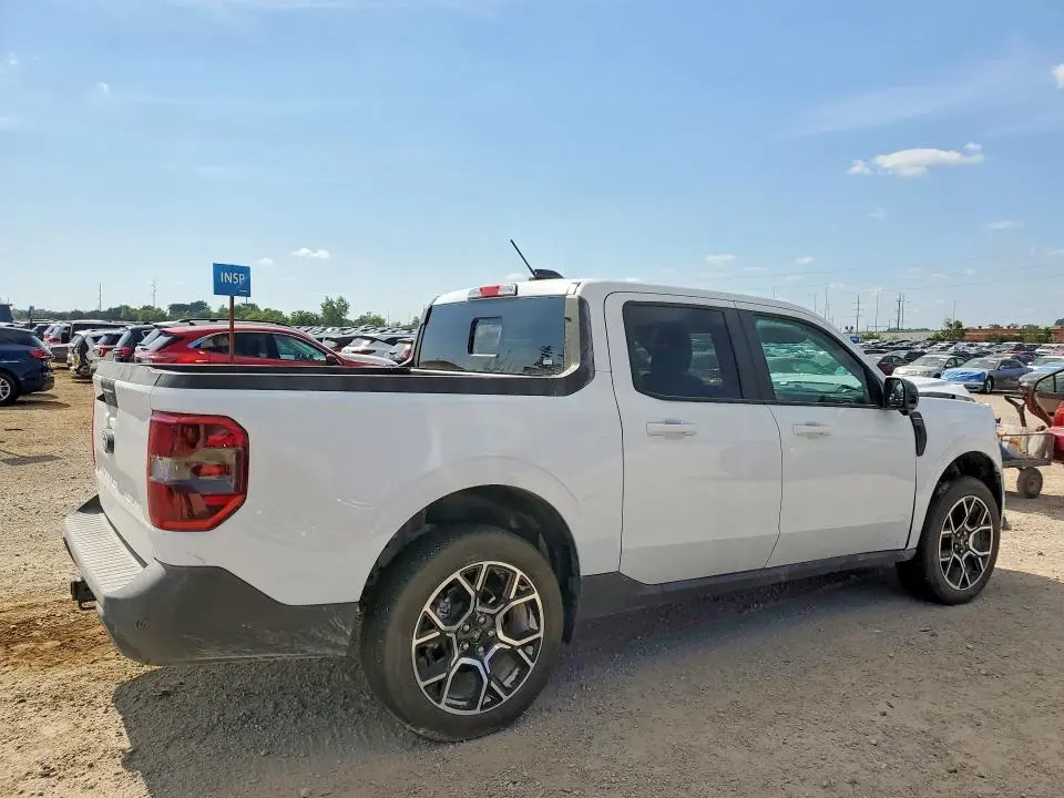 2025 FORD MAVERICK LARIAT  