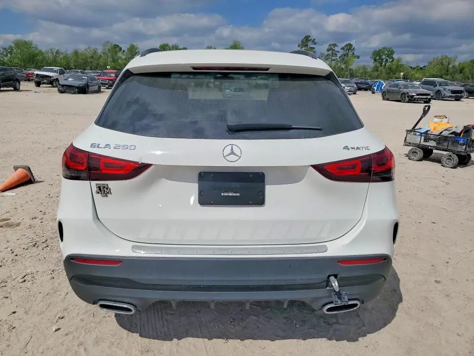 2022 MERCEDES-BENZ GLA 250 4MATIC  