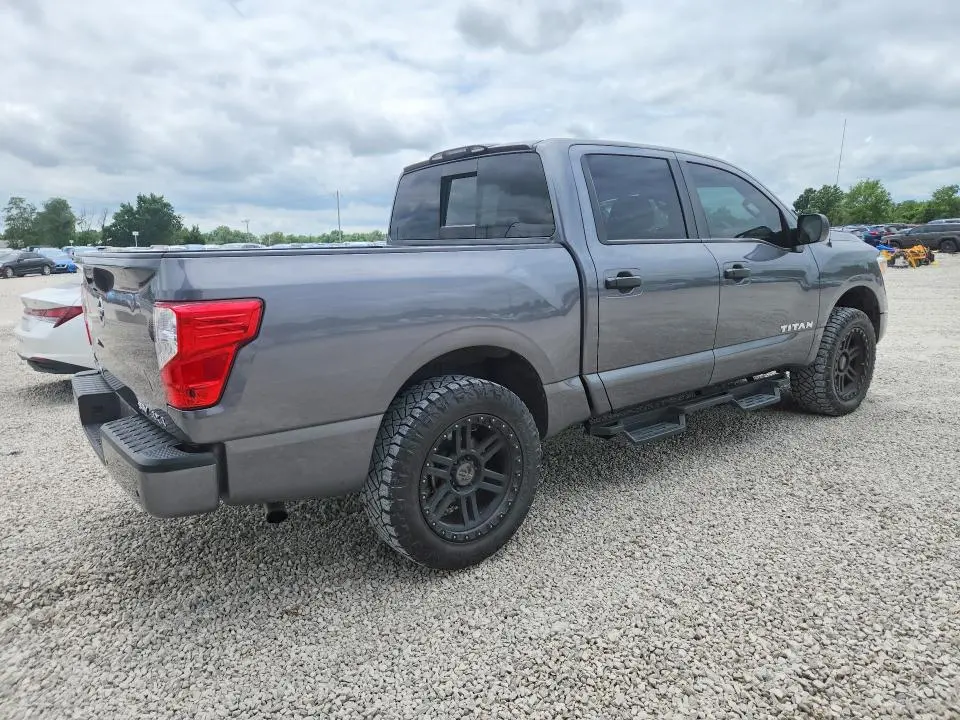 2021 NISSAN TITAN SV  