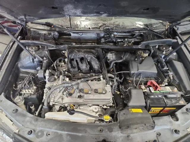 2012 TOYOTA CAMRY SE V6  