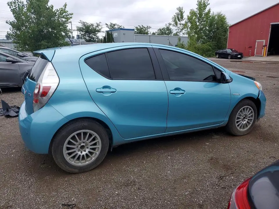 2013 TOYOTA PRIUS C ONE  