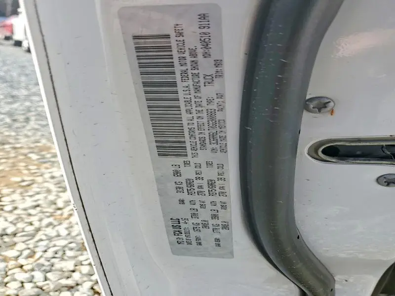 2016 RAM 1500 SLT  