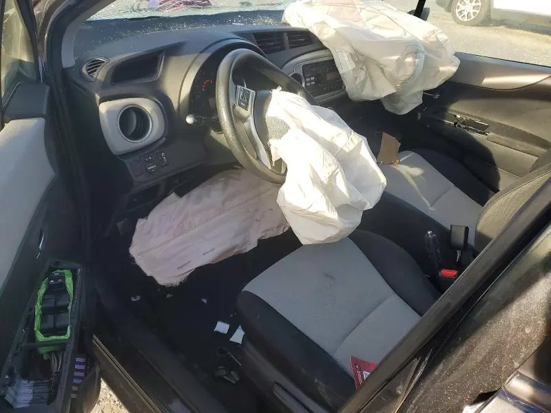 2013 TOYOTA YARIS   