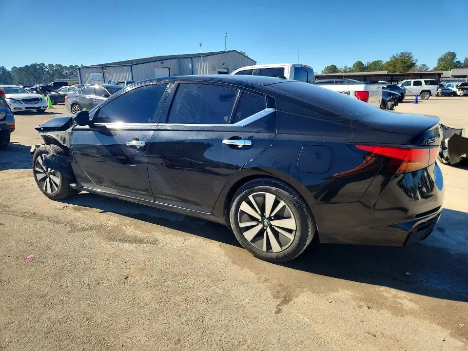 2019 NISSAN ALTIMA SL  