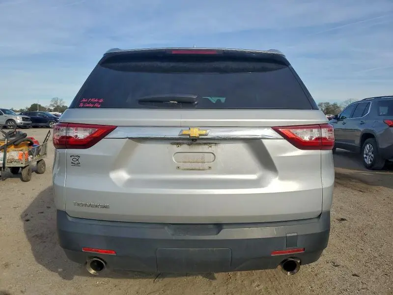 2019 CHEVROLET TRAVERSE LS  