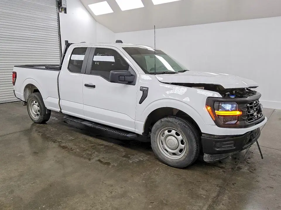 2025 FORD F150 XL  