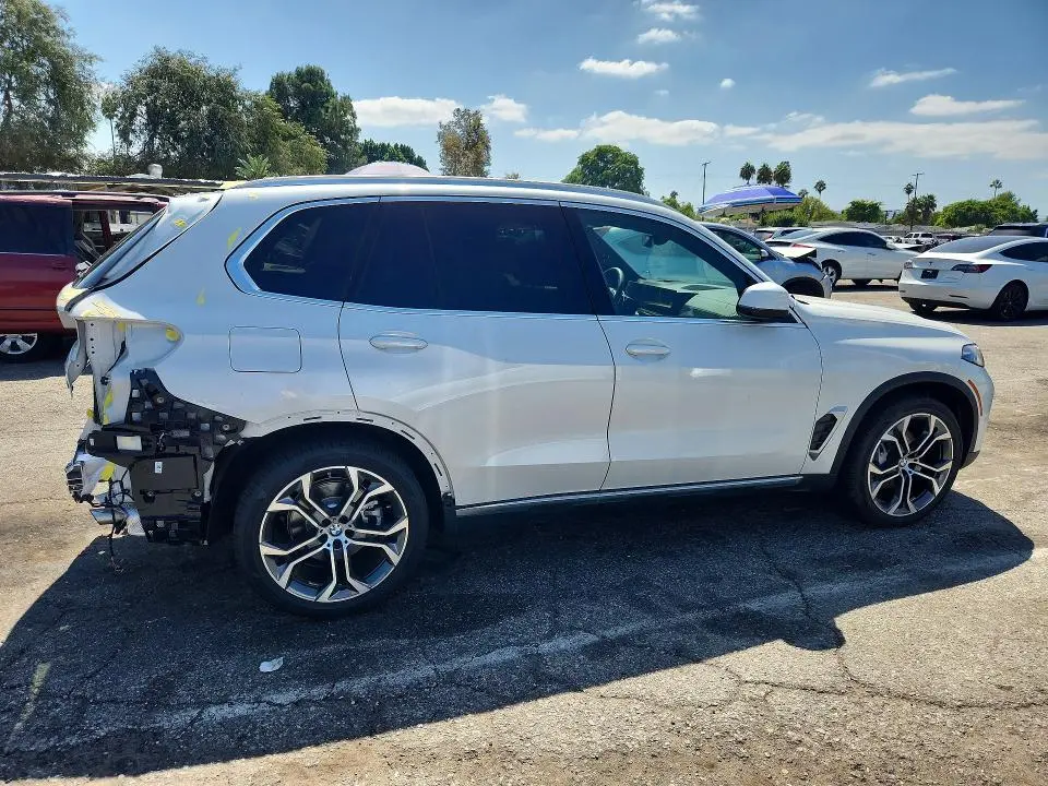 2026 BMW X5 XDRIVE40I  