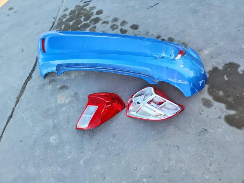 2017 CHEVROLET SPARK 1LT  