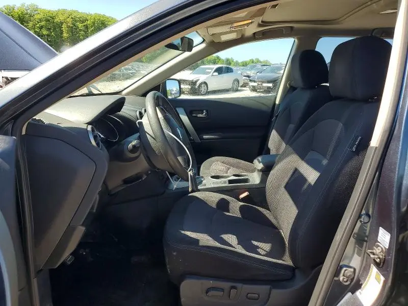 2012 NISSAN ROGUE S  