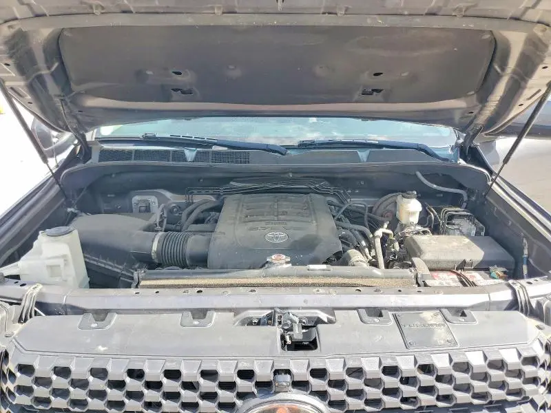 2019 TOYOTA TUNDRA SR5  
