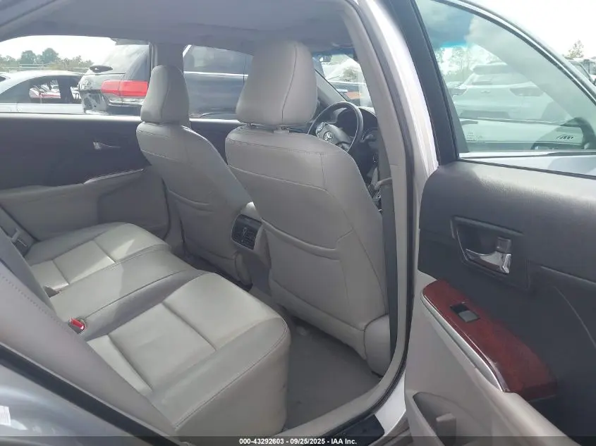 2013 TOYOTA CAMRY XLE