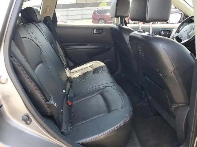 2010 NISSAN ROGUE S  
