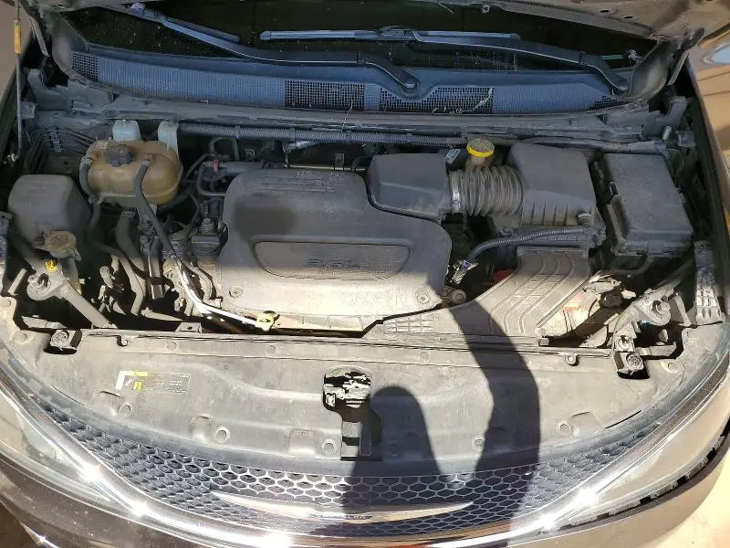 2020 CHRYSLER PACIFICA TOURING L  