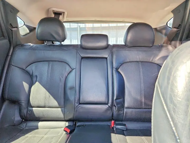 2010 HYUNDAI TUCSON GLS  