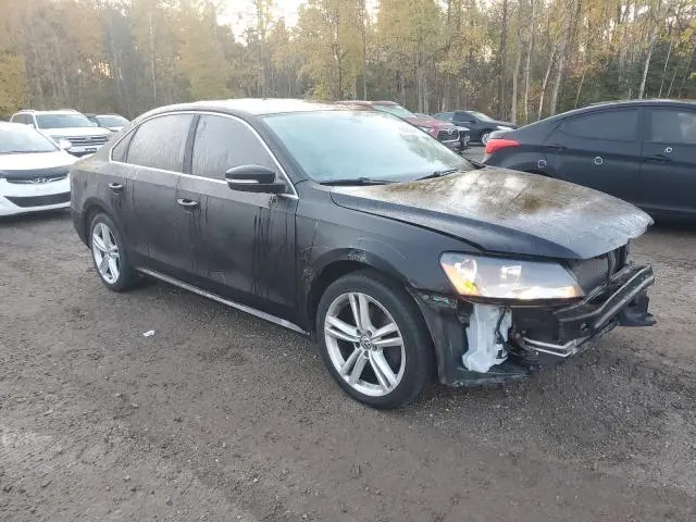 2013 VOLKSWAGEN PASSAT SE